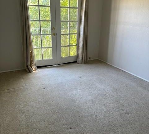 5th image of 400 Alma St APT C