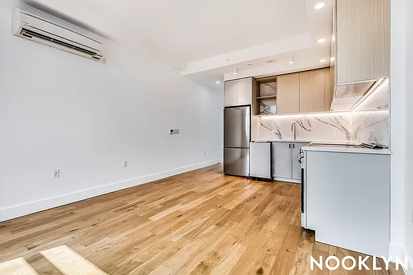 Rented by Nooklyn NYC LLC | media 8