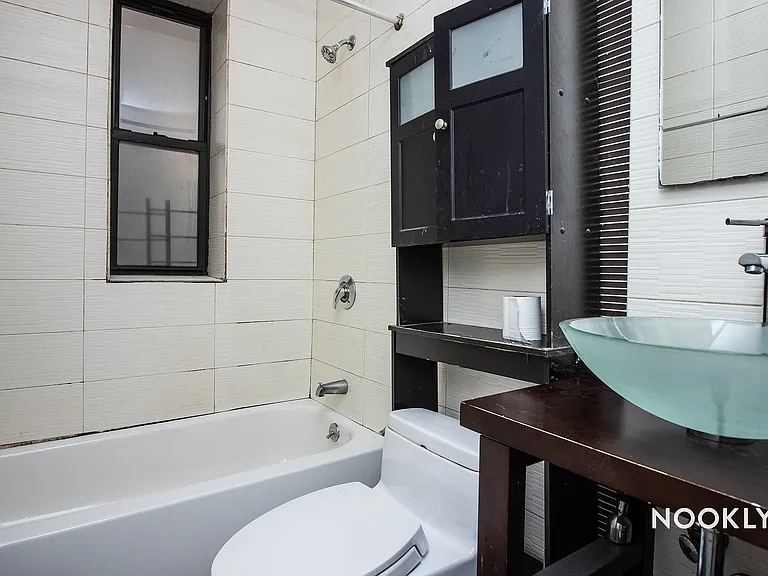 169 Rogers Ave #2B — Photo 9