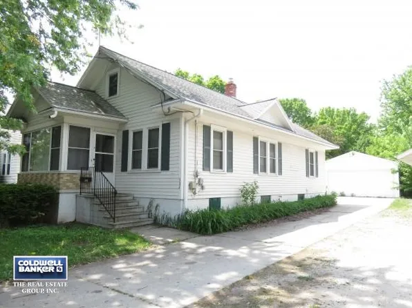 504 S Baird St, Green Bay, WI 54301