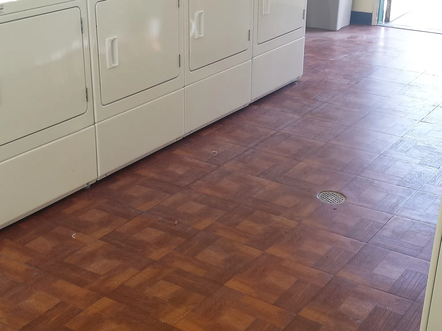 College Heights Apartments — Photo 3