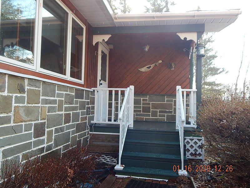 2nd image of 128 SUNNY HILL ACRES Road