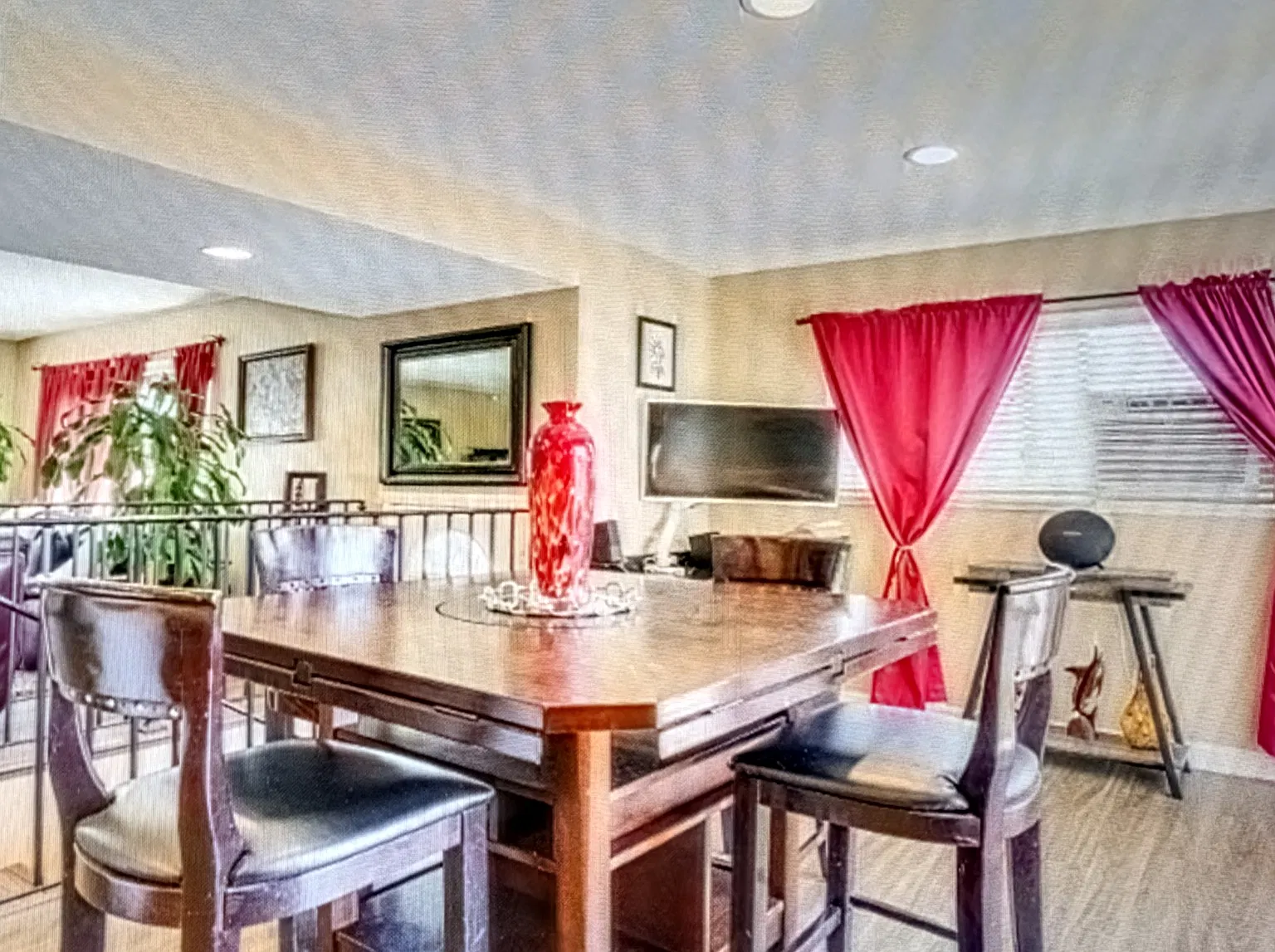 2 bed, 1000 sqft, $4,250 — Photo 2