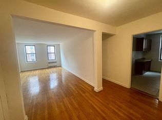 94-20 66th Ave APT 4G, Rego Park, NY 11374