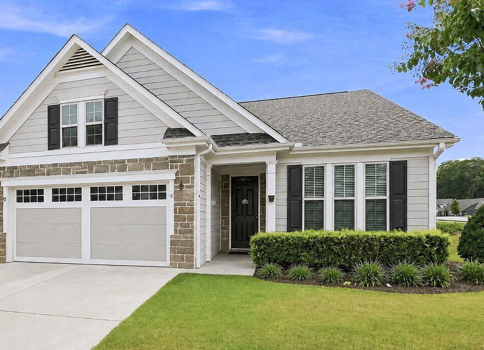 1st image of 200 Sweetbay Ct