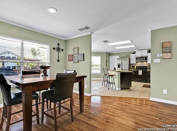 4th image of 2921 Mulberry Dr