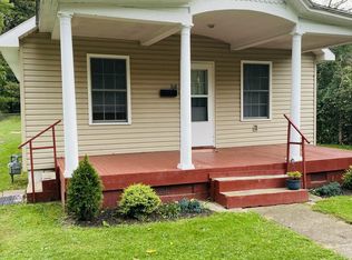 122 Dry Creek Rd, White Sulphur Springs, WV 24986