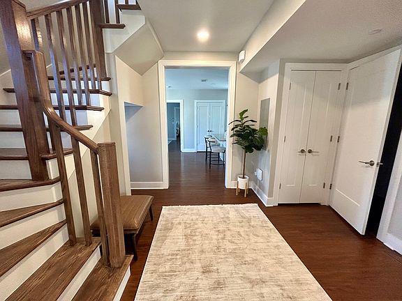 4th image of 384 Harvard St #820c5a792