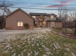 29591 Green Acres, Farmington, MI 48334