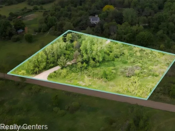 0 Rose Hill Rd, Pinckney, MI 48169