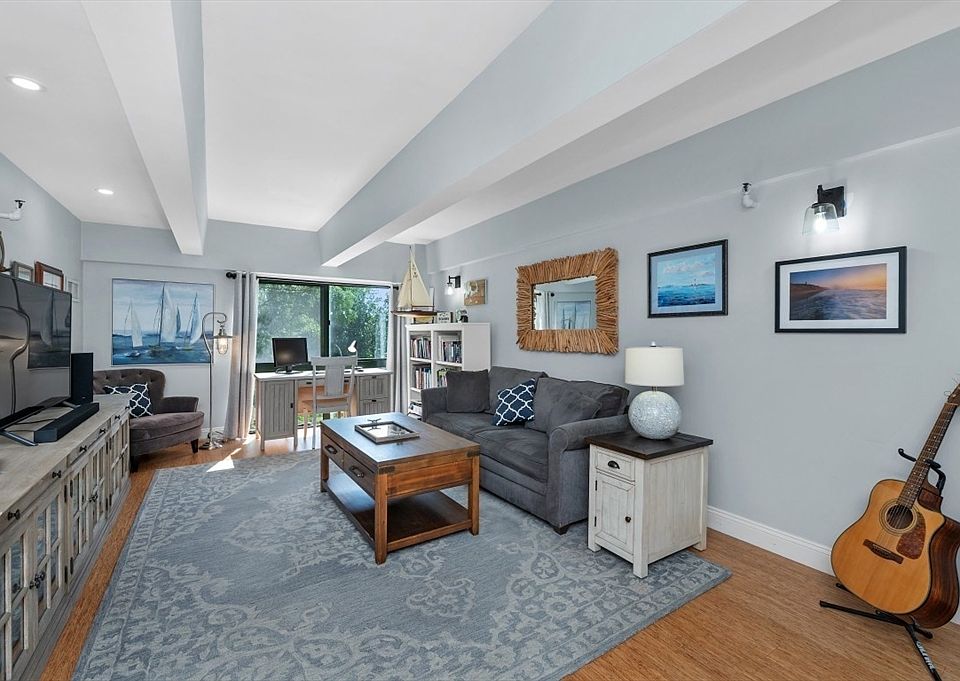 1st image of 42 8th St APT 3410