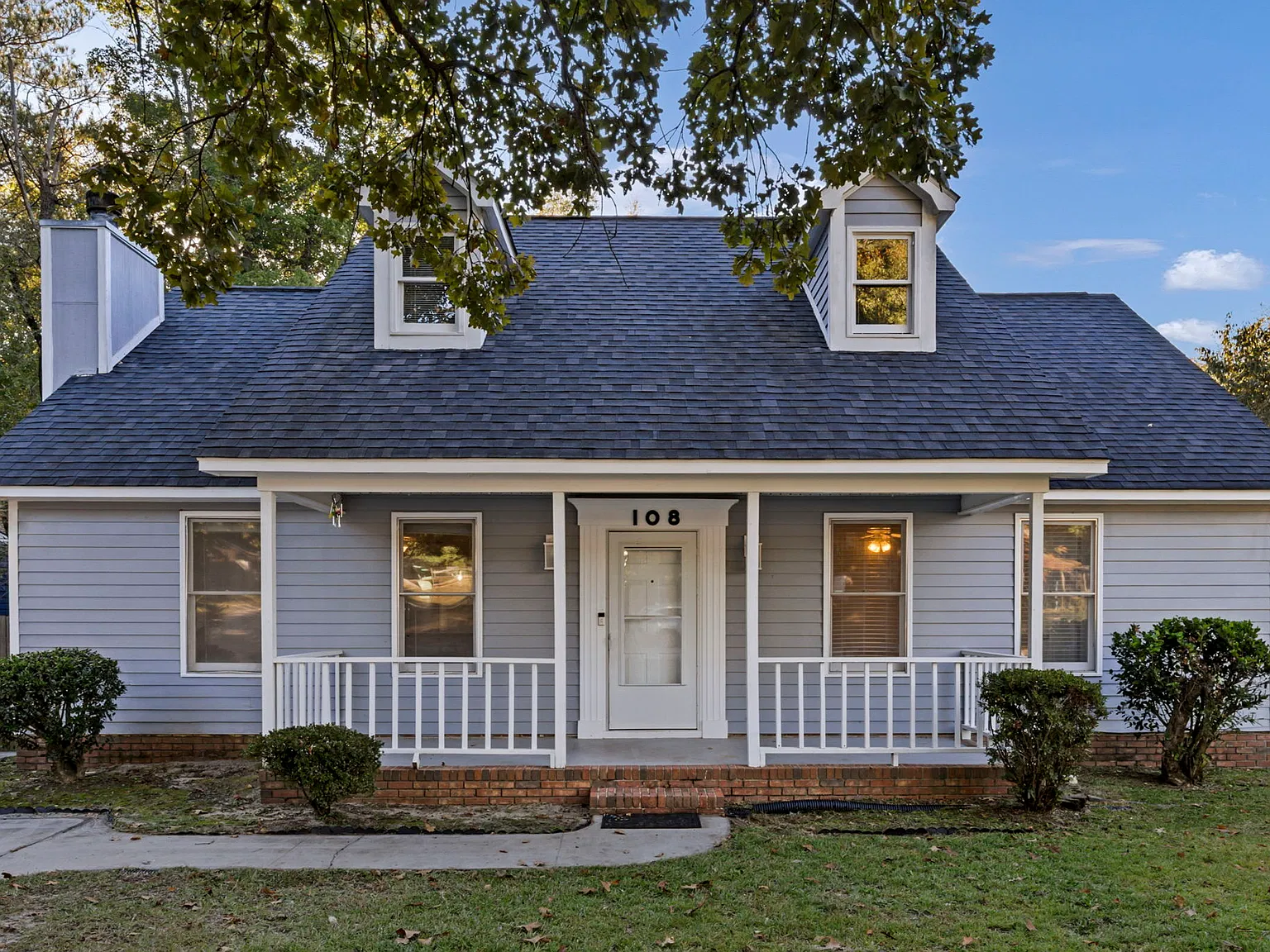 108 Dutch Dr — Photo 2