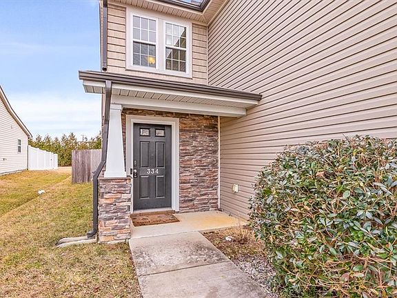 3rd image of 334 Slate Dr