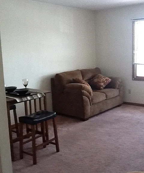 205 Stonewall Ct — Photo 8