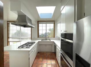 18115 Kingsport Dr, Malibu, CA 90265