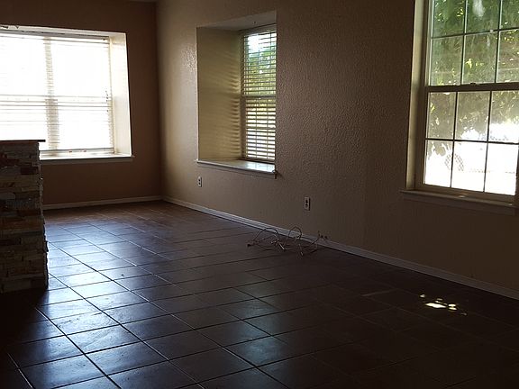 2nd image of 10728 Quartz St
