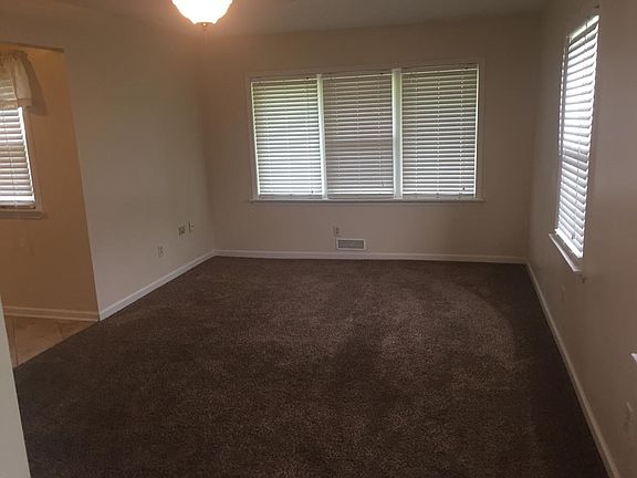 2nd image of 725 S Missouri St