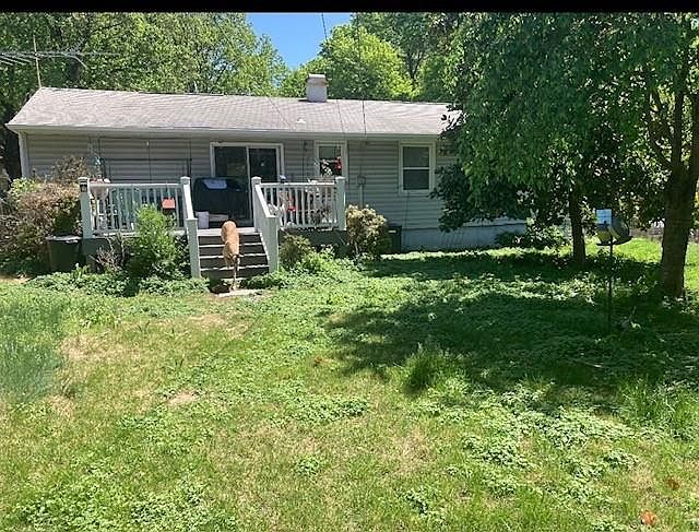 2nd image of 5546 N Woodland Ave