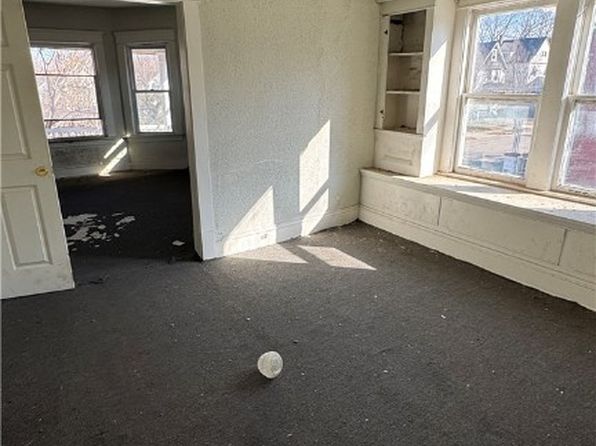 cleveland-ohio-33391061 picture