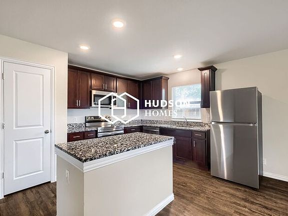 5th image of 219 Garcia St
