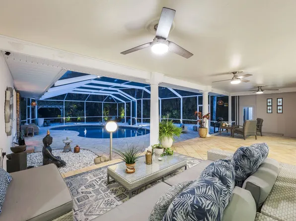 2943 Valencia Way, Fort Myers, FL 33901