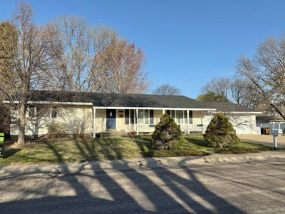 820 S Gilman Ave, North Platte, NE, 69101