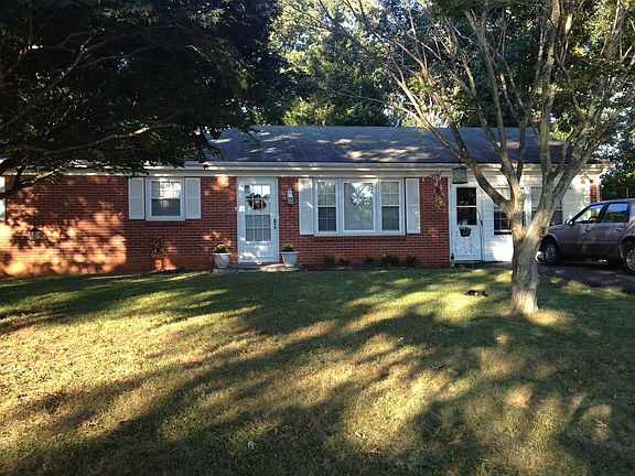 4th image of 755 Whitestone Dr