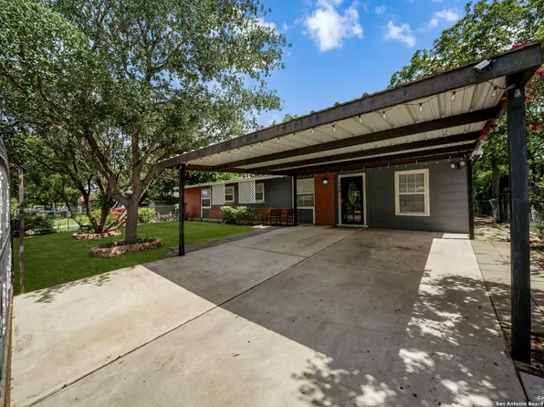 138 Seacomber, San Antonio, TX 78242