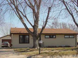 1015 N Hancock Ave, Grand Island, NE 68803