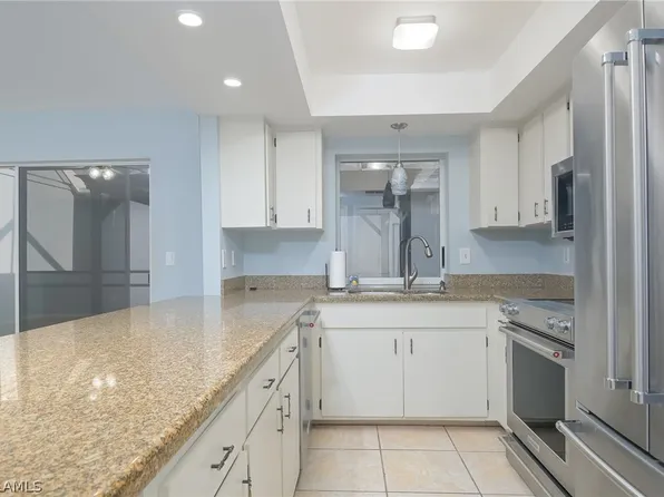 13661 Abbey Dr #4, Fort Myers, FL 33919