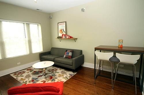 1st image of 1849 W Cornelia Ave #3AG
