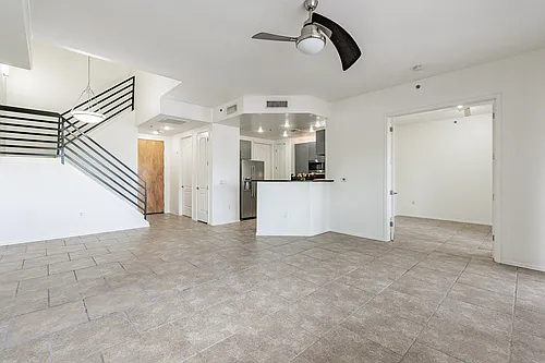 17 W Vernon Ave #11 Photo 1