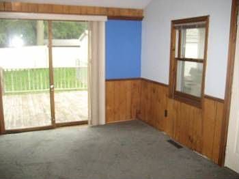 2nd image of 3253 Chesnut Ave SW