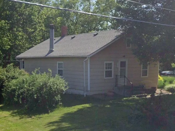 2319 Excello Dr, Saint Joseph, MO 64503