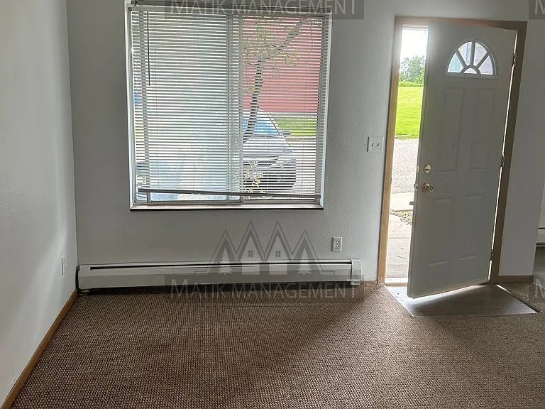 2623 Malmquist Ave — Photo 2