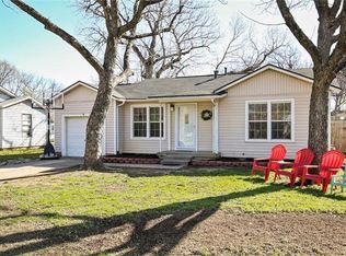 232 Harrison Ln, Hurst, TX 76053