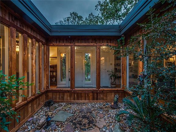 2nd image of 329 Scenic Dr