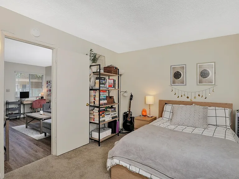 1551 Chalcedony St — Photo 8