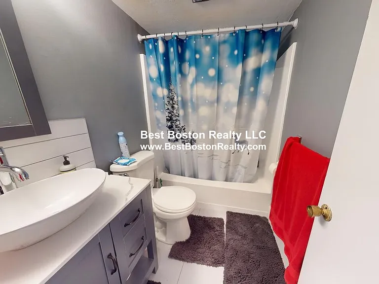 65 Webster St #201 — Photo 5