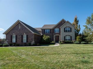 1041 Arbor Grove Ct, Chesterfield, MO 63005