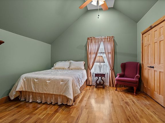 23rd image of 1746 Molly Hollow Rd