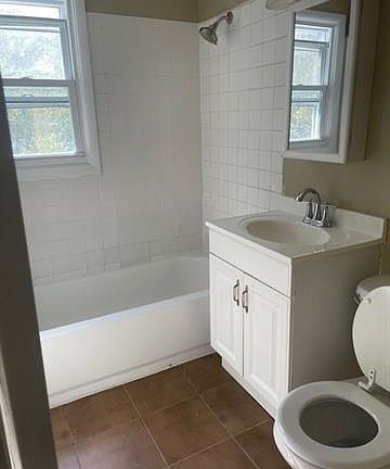 4th image of 8311 NE 110th St