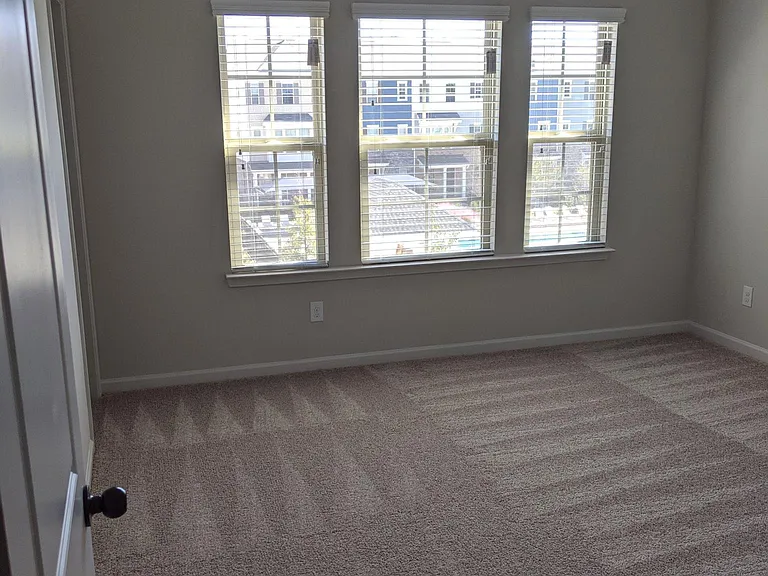 9236 Ainslie Downs St — Photo 12
