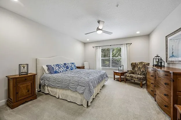 109 Oyster Bay Way — Photo 5