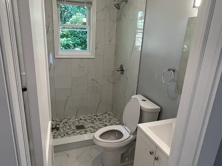 31-33 Raymond Ave #2 — Photo 10