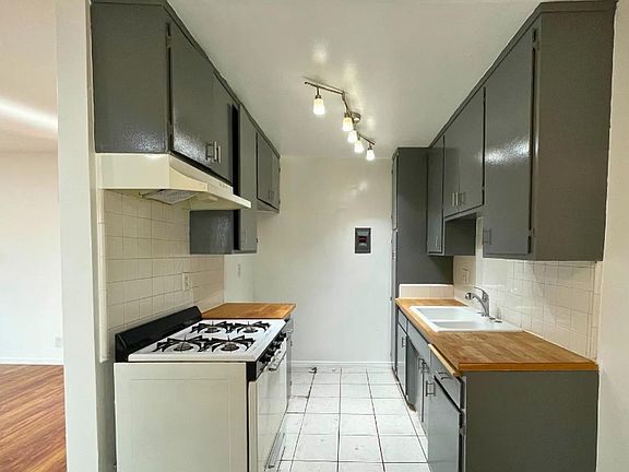 5th image of 11243 Tiara St APT 6