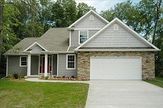 2nd image of 9081 Richland Woods Dr