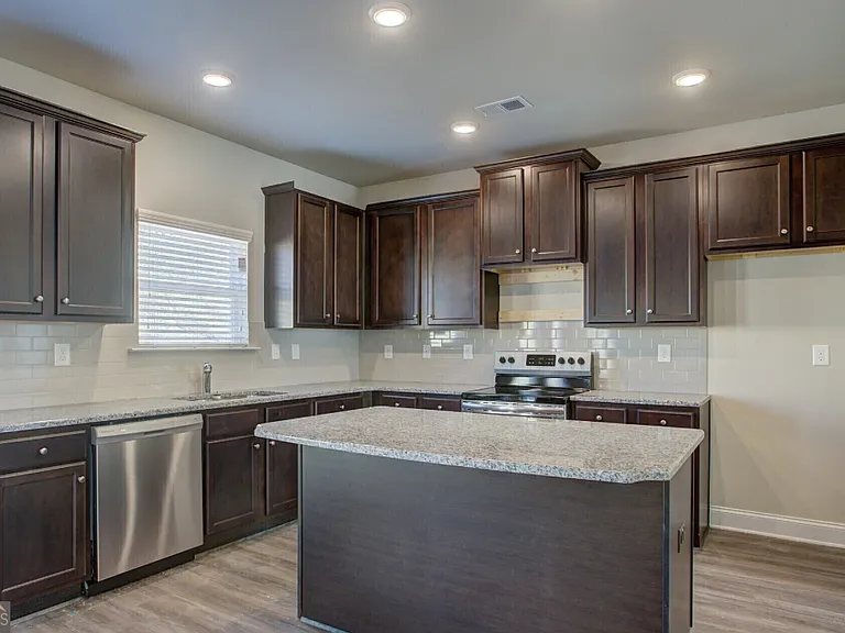 151 Cherokee Rose Dr — Photo 7