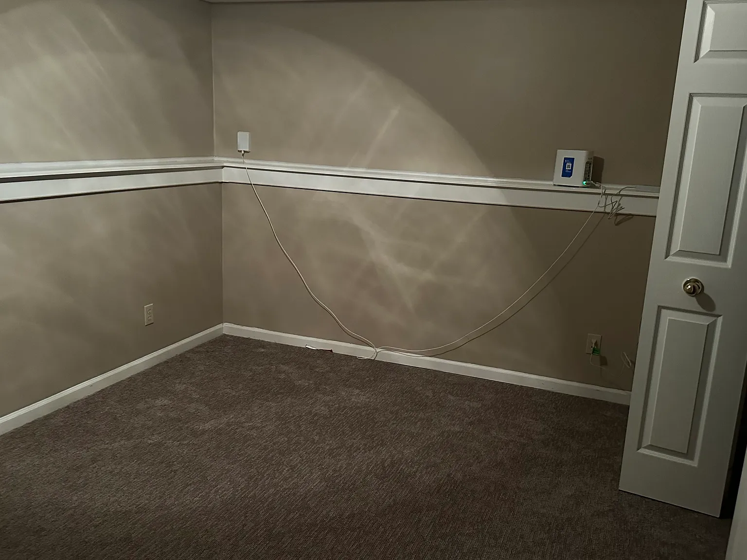 4 bed, 2317 sqft, $2,690 — Photo 3