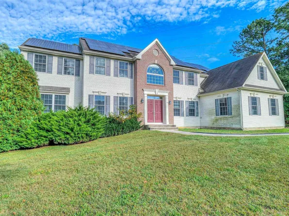 50 Marshall Dr, Egg Harbor Township, NJ 08234